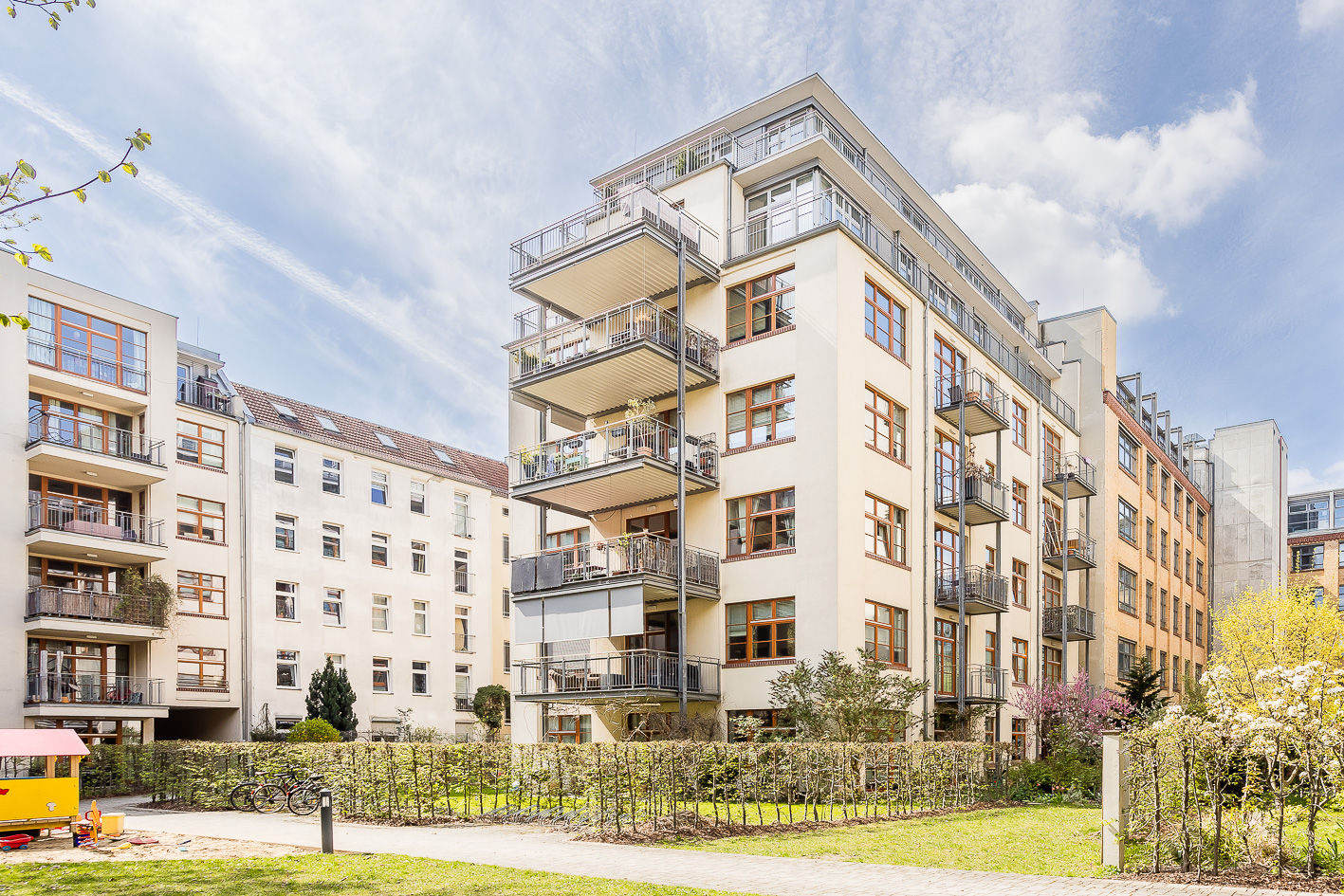 Gro&szlig;z&uuml;gige Wohnung in den Kopernikush&ouml;fen